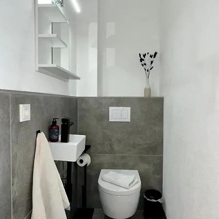 Neue Mosel-glueck - Urlaub Im Wein- Und Ferienort - Direkte Autobahnanbindung Nach Trier & Luxembourg Lejlighed Bekond